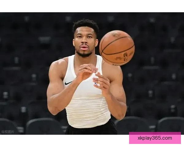 字母弟弟亚历克斯首秀圆梦上场体验令人难以置信